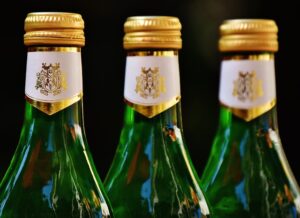 Ile kalorii (kcal) ma Żołądkowa Gorzka – Tabela dla różnych smaków
