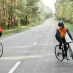 Co należy do obowiązkowego wyposażenia roweru? Sprawdź, zanim wyruszysz w trasę